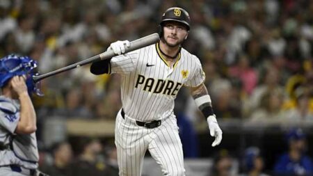 Jackson Merrill Surprisingly Out of Padres Lineup vs Yankees on Monday – Sports Illustrated
