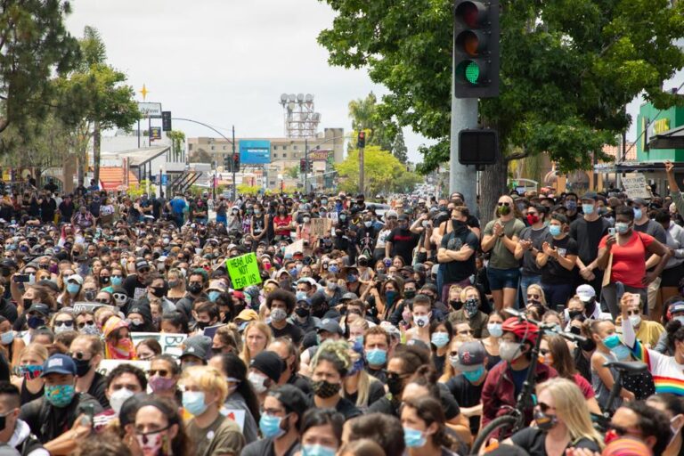 San Diego demonstration against ICE raids draws hundreds of immigrant supporters – NBC 7 San Diego