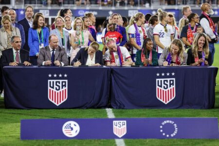 Wave Hails U.S. Soccer Equal-Pay Deal, but Bemoans First Loss, to Host Louisville – Times of San Diego