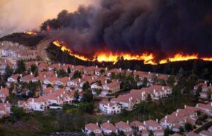 Wildfires prompt evacuations near San Diego amid relentless Santa Ana winds – USA Today