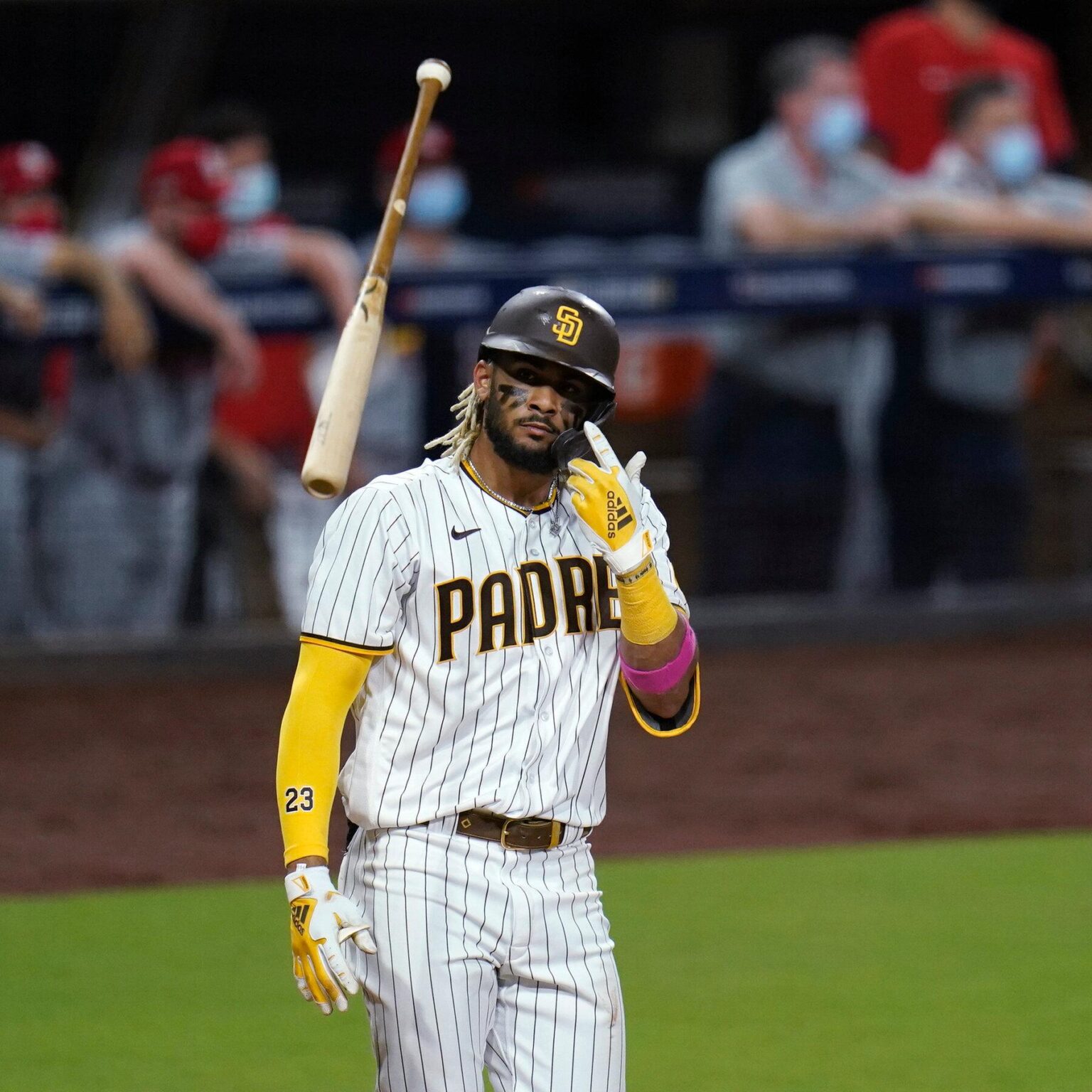Padres’ Fernando Tatis Has 3-Word Response to Dodgers Hit By Pitch – Sports Illustrated