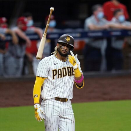 Padres’ Fernando Tatis Has 3-Word Response to Dodgers Hit By Pitch – Sports Illustrated