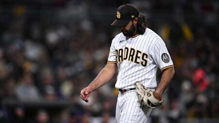 Former Padres Pitcher Elects to Leave Phillies, Head to Free Agency – Sports Illustrated