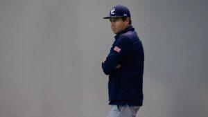 Ustaszewski in Singapore with Team USA for World Championships – ucsdtritons.com