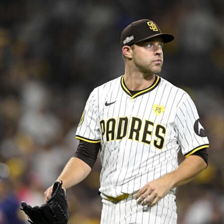 Padres’ Michael King Taking Major Steps, Wants to Return ‘As Soon As Possible’ – Sports Illustrated