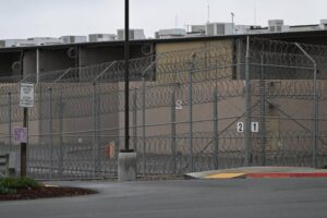 This Ethiopian woman was tortured by her government. The US is sending her home anyway – capradio.org