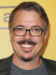 ‘Breaking Bad’ creator unveils ‘Pluribus’ at San Diego Comic-Con with donut truck – yahoo.com