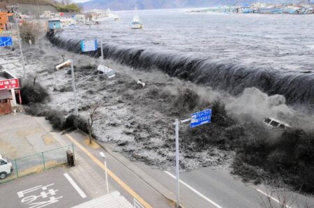 Tsunami waves reach Hawaii, California after huge quake off Russia – NBC News