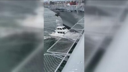 Boat crashes into USS Midway Museum | San Diego News Daily – NBC 7 San Diego