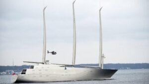 Russian superyacht seized by the U.S. arrives in San Diego Bay – Spectrum News
