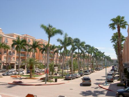 Mizner Park Nominated in USA Today 10BEST Shopping Centers Contest, Voting is Open – TAPinto