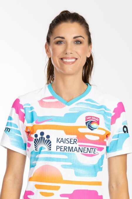 Alex Morgan comes up clutch! USWNT star scores late winner as San Diego Wave top Gotham FC in NWSL Challenge Cup – Goal