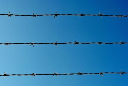 New border barriers going up between San Diego and Tijuana to prevent mass crossings – BorderReport